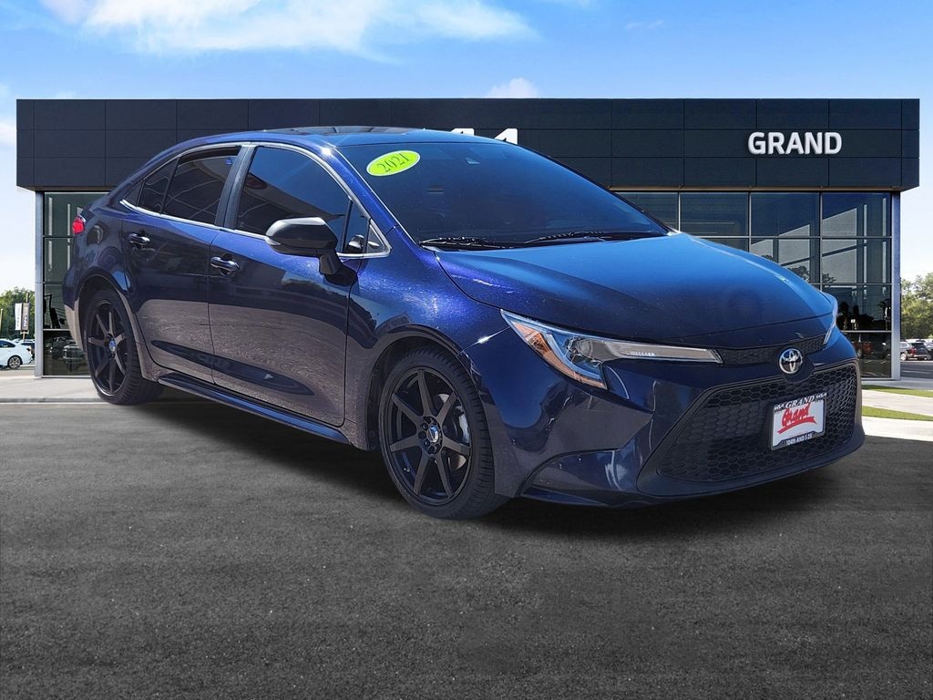 Used 2021 Toyota Corolla LE Sedan