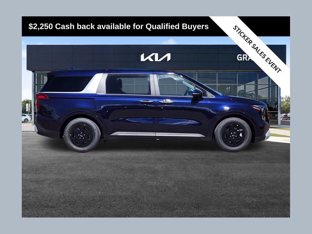 2026 Kia Sedona LXS's photo