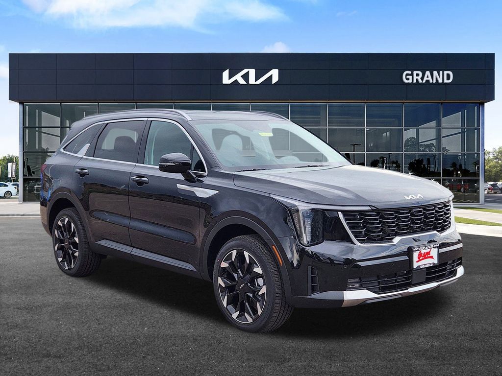 2026 Kia Sorento EX photo 2