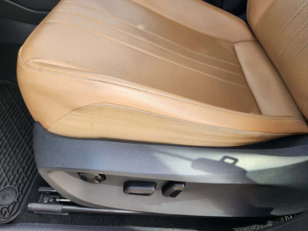 2022 Volkswagen Tiguan SE - Photo 8