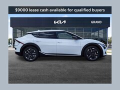 2026 Kia EV6 Light SUV