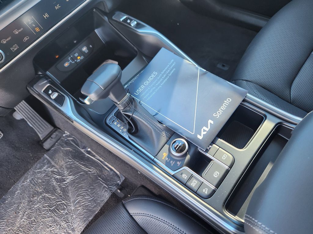 2026 Kia Sorento S - Photo 19
