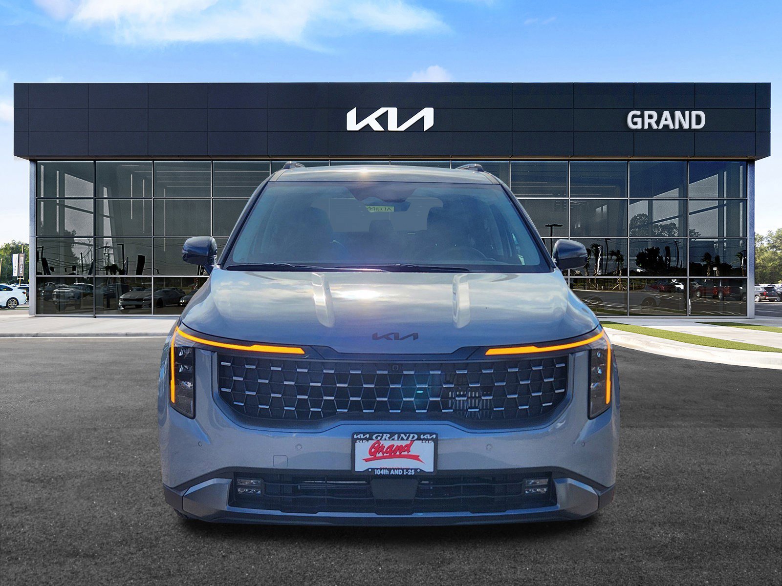 2025 Kia Carnival SX photo 3