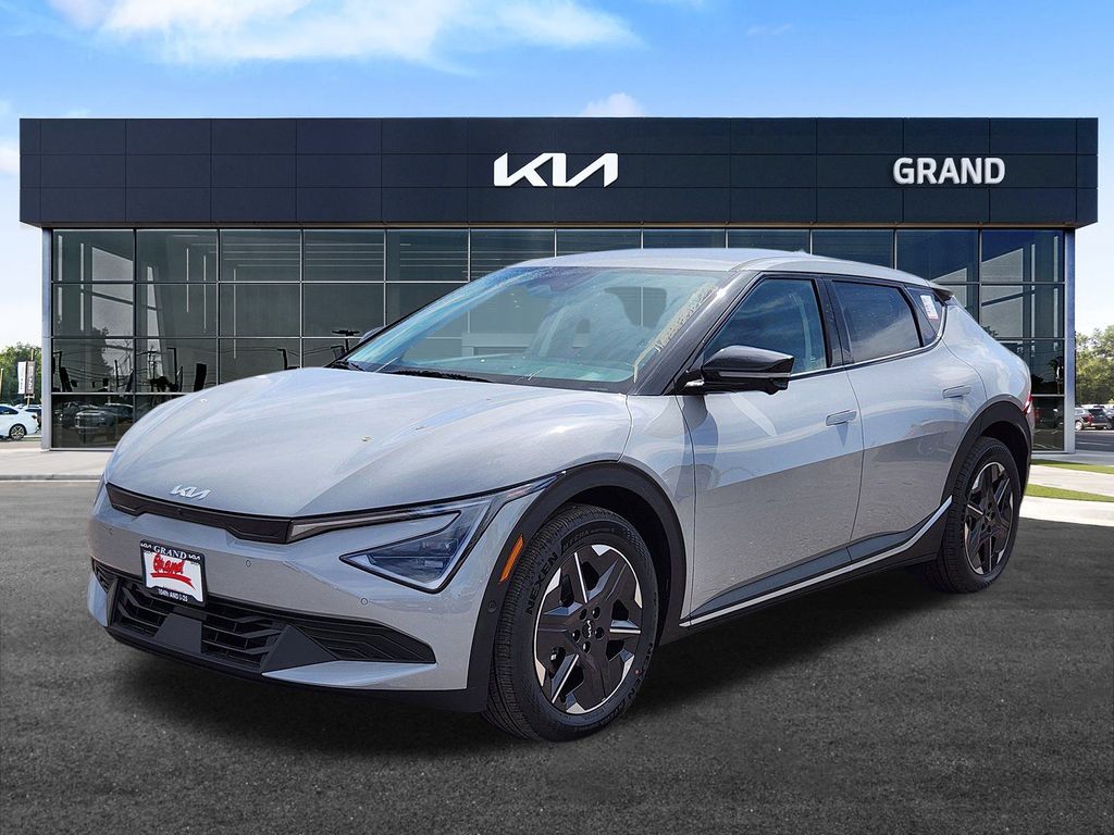 2025 Kia EV6 Light photo 4