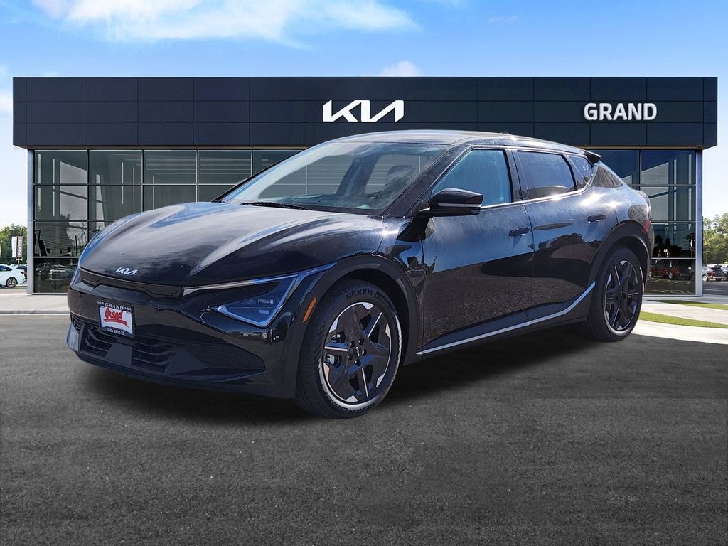 New 2025 Kia EV6 Light SUV