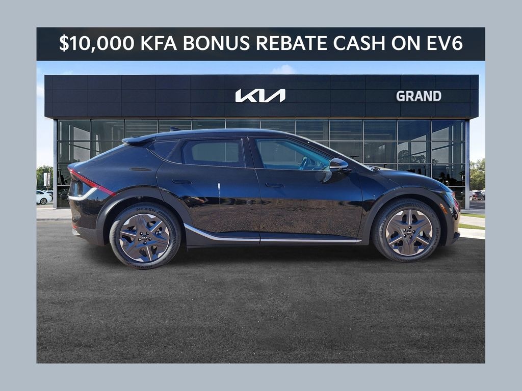 New 2025 Kia EV6 Light SUV
