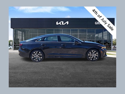 2025 Kia K5 EX Sedan
