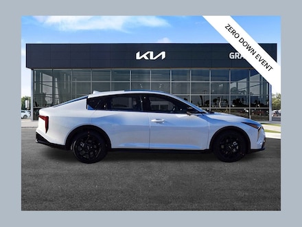 2025 Kia K4 GT-Line Turbo Sedan