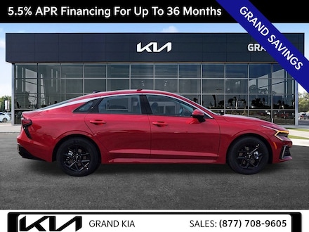 2025 Kia K5 LXS Sedan
