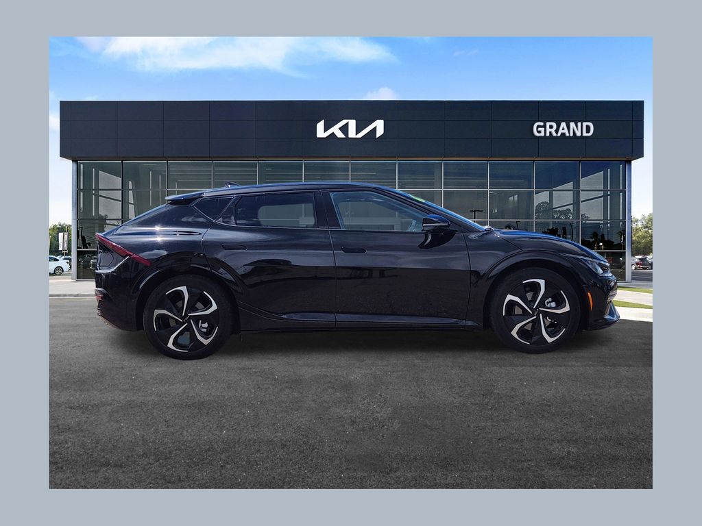 2024 Kia EV6 GT-Line AWD's photo