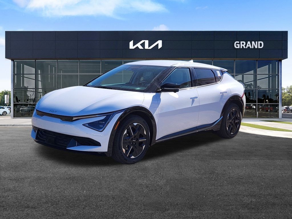 New 2025 Kia EV6 Wind SUV