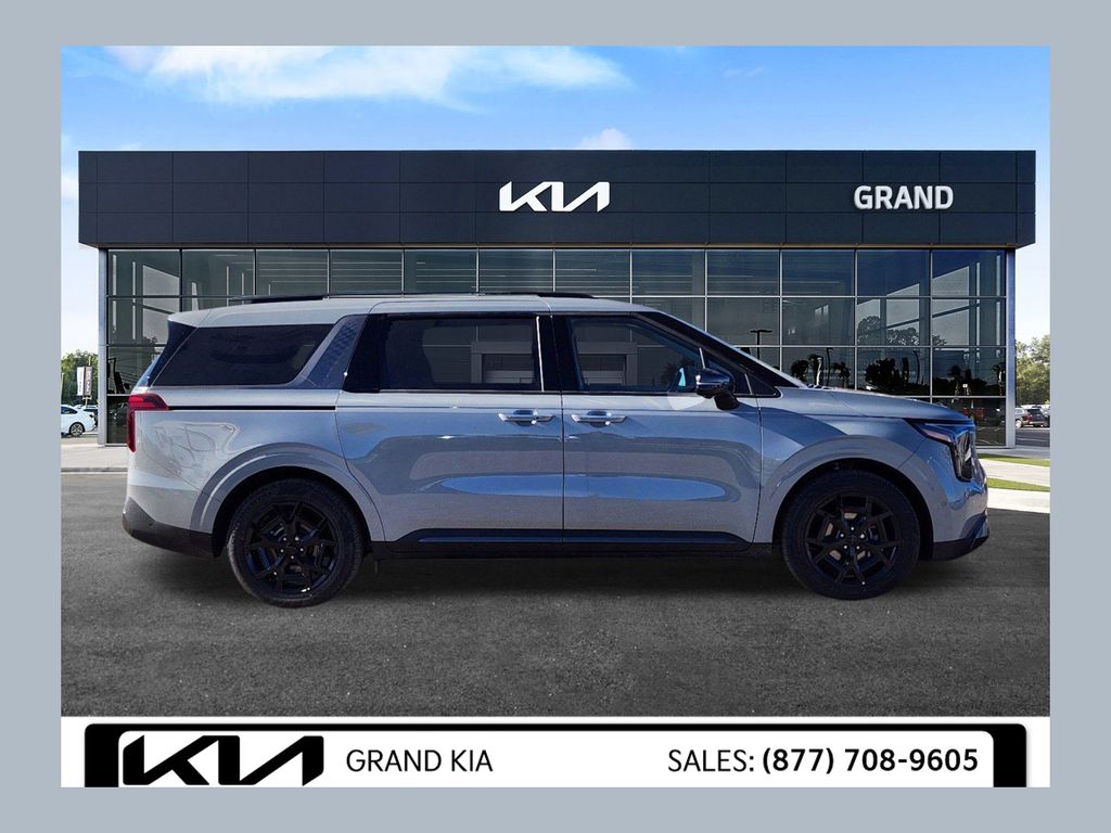 2025 Kia Carnival SX Prestige's photo