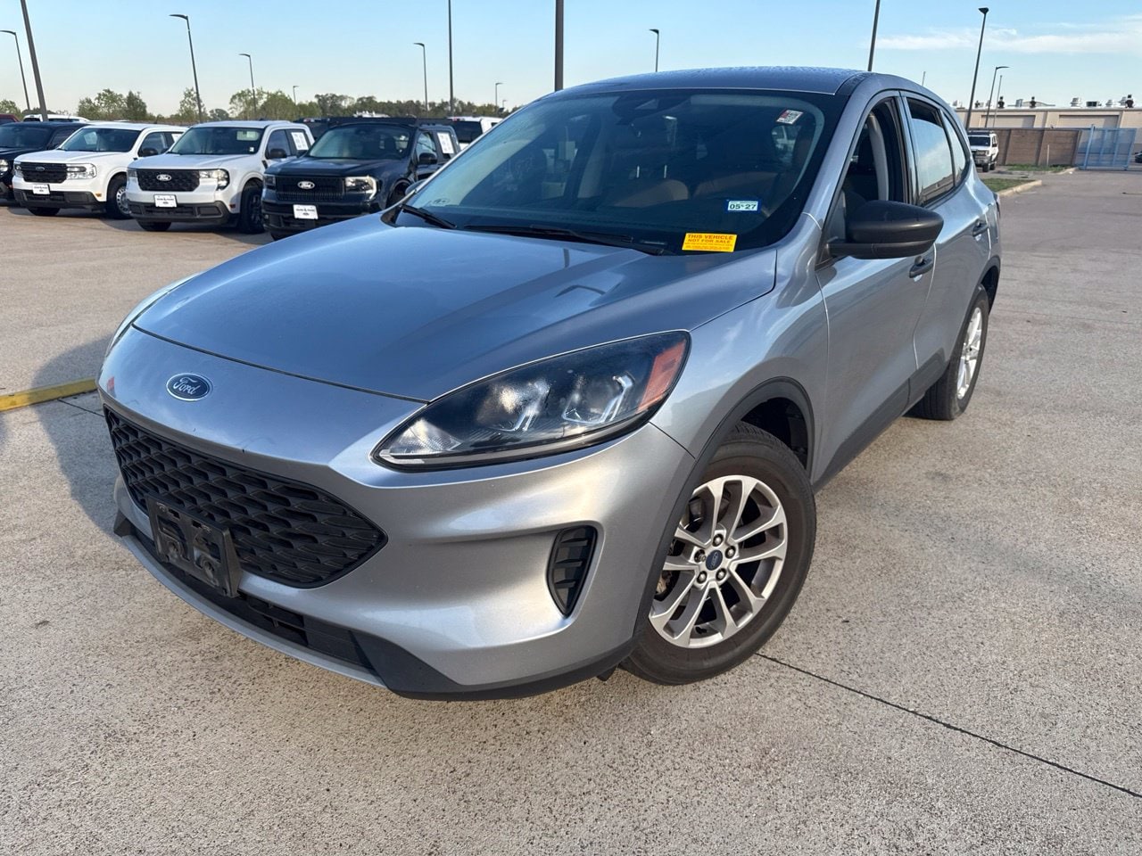Silver Metallic 2022 Ford Escape SUV / Crossover Front-Wheel Drive 8-Speed Automatic