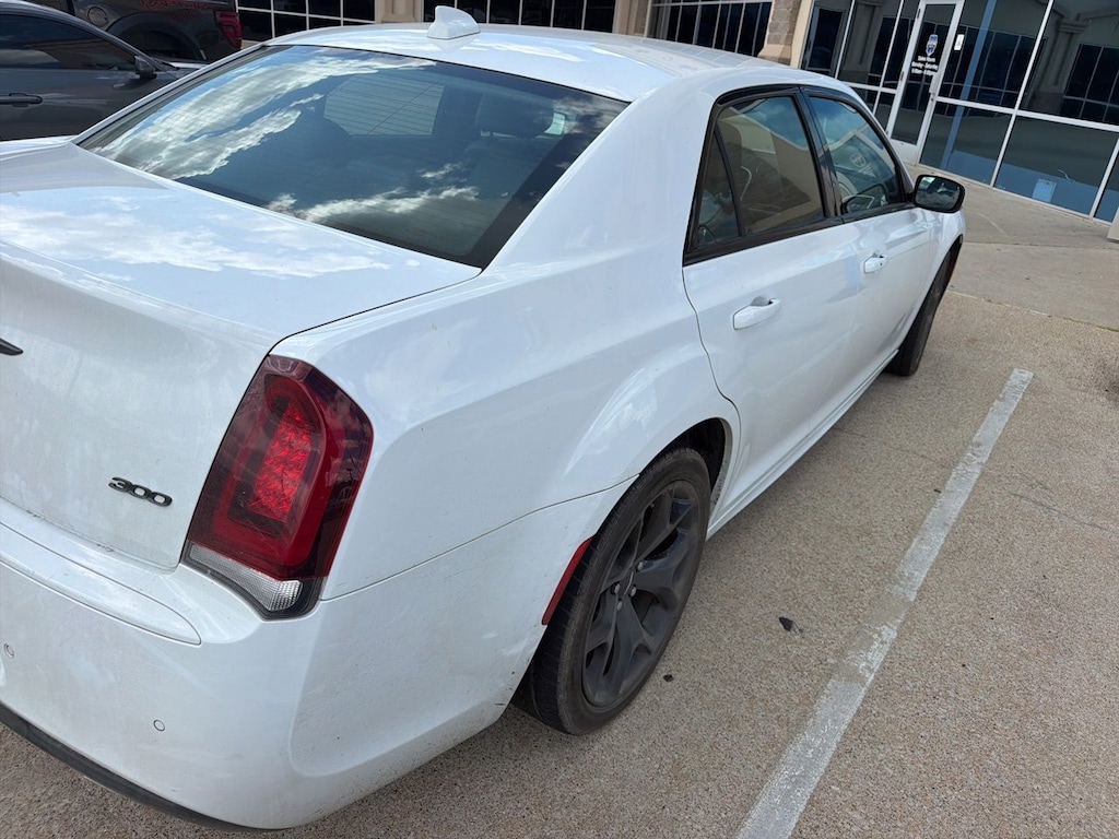 Used 2022 Chrysler 300 Touring Sedan