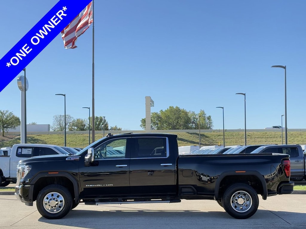Used 2025 GMC