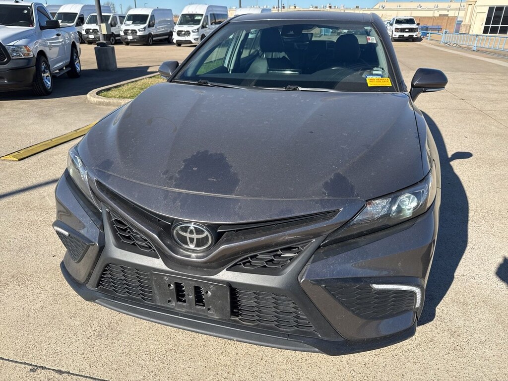 Used 2023 Toyota Camry SE Sedan