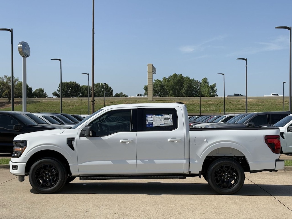 New 2026 Ford F-150 XLT Truck SuperCrew Cab