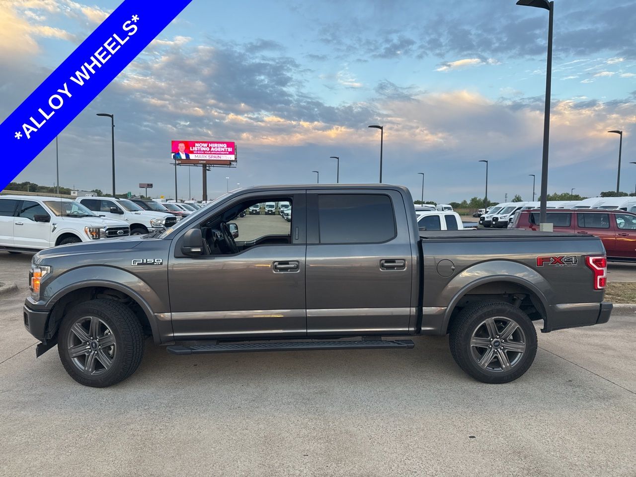 2020 Ford F-150 XLT photo 2