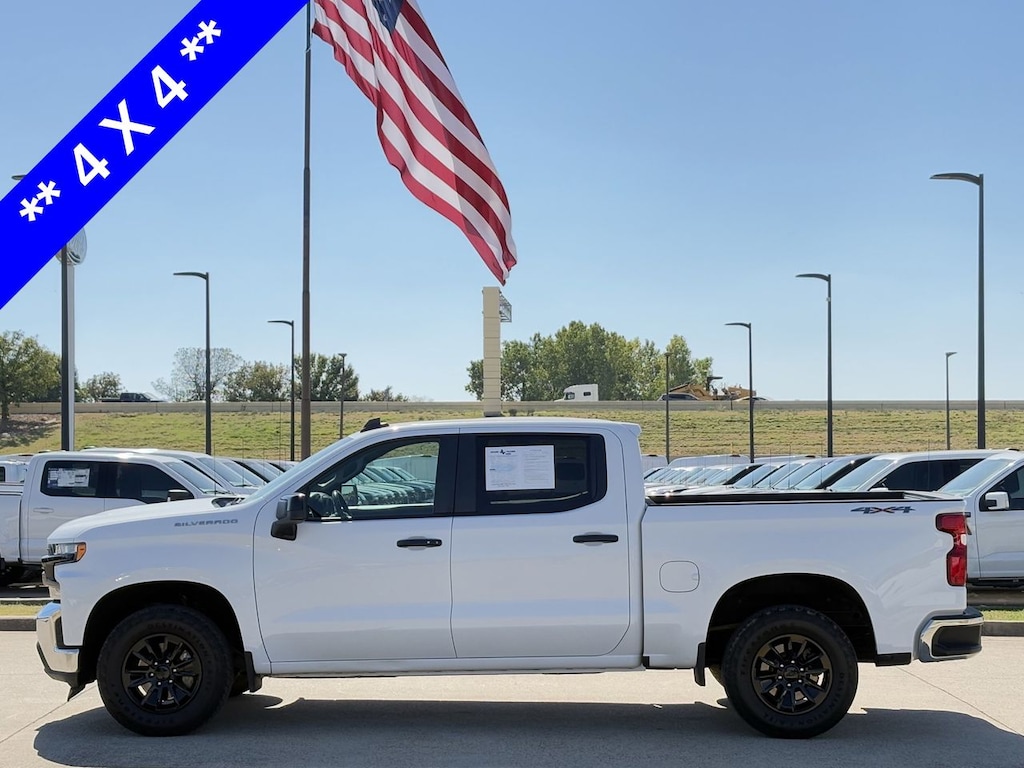 Used 2021 Chevrolet Silverado 1500 LT Truck Crew Cab