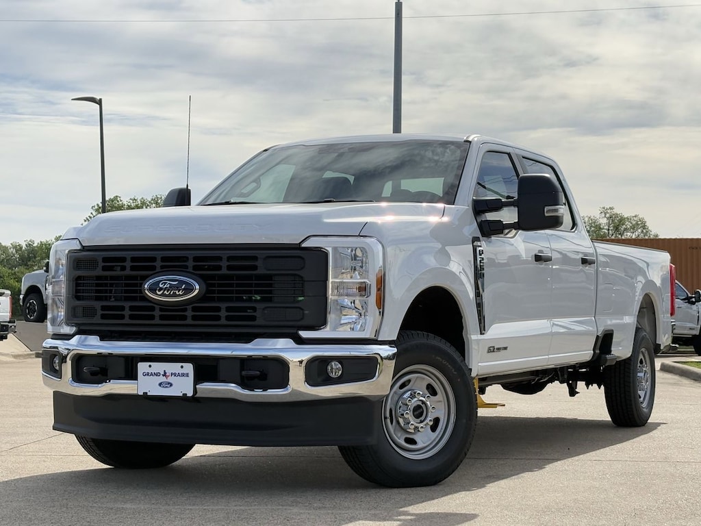New 2026 Ford F-250 XL Truck Crew Cab