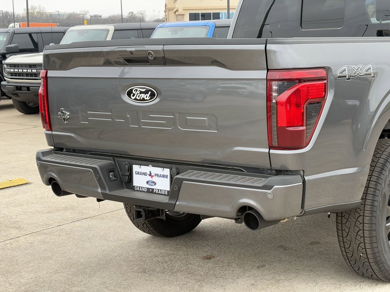 2025 Ford F-150 XLT - Photo 6