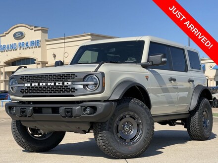 2025 Ford Bronco Badlands SUV