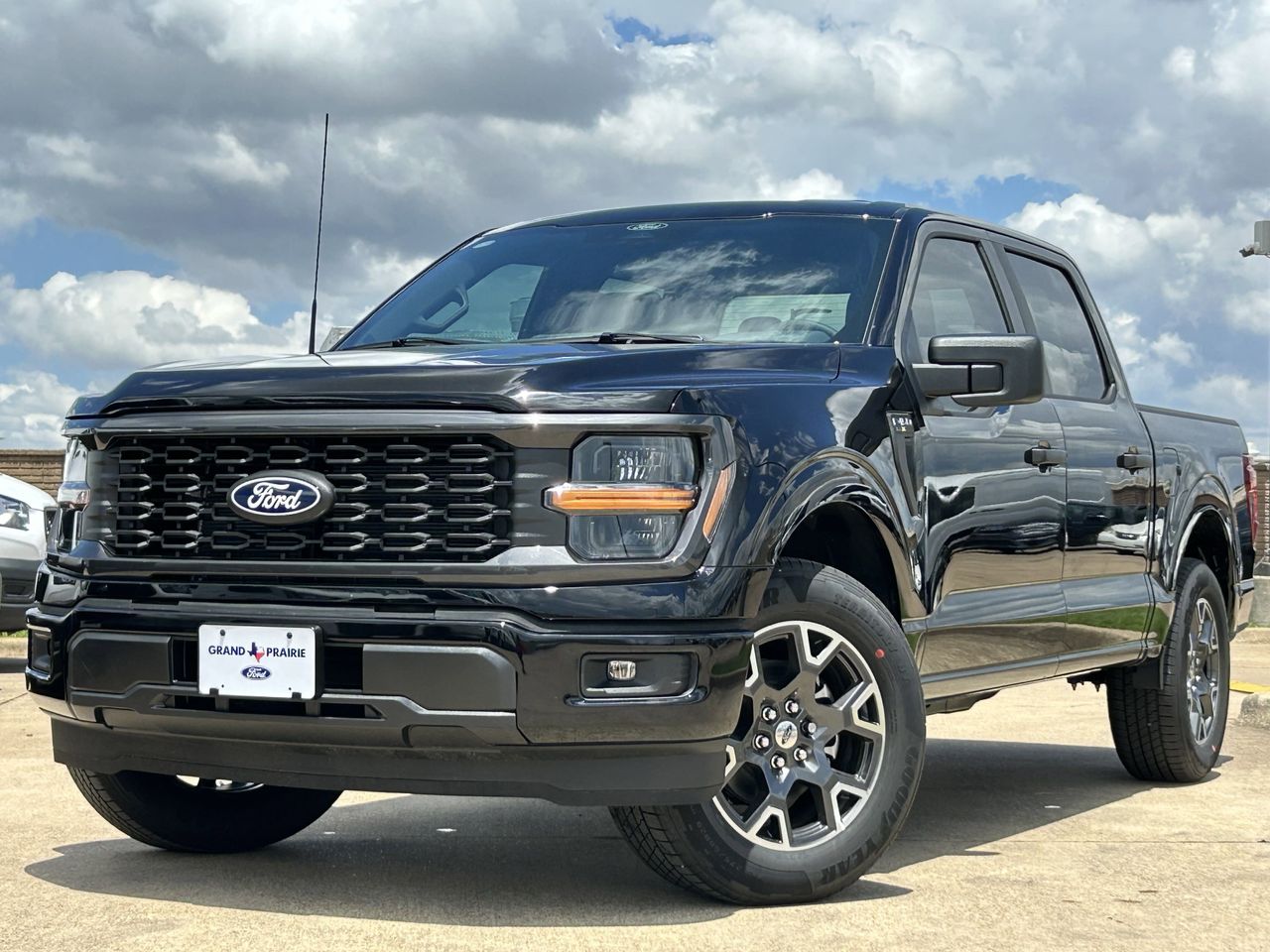 2025 Ford F-150 STX photo 2