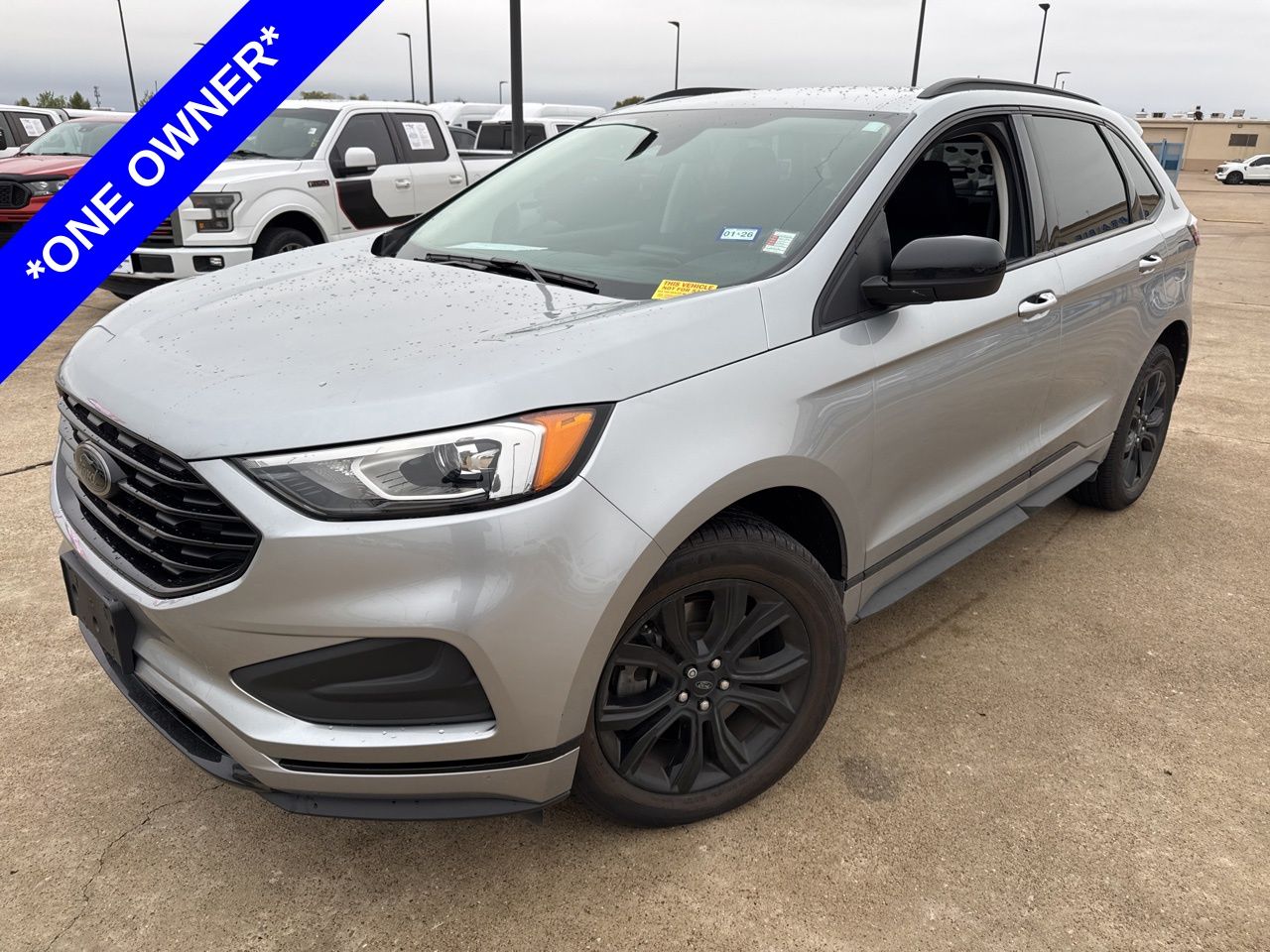 2022 Ford Edge SE's photo