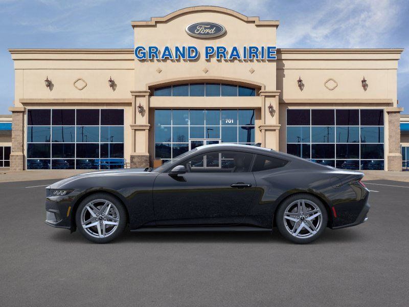 2025 Ford Mustang EcoBoost photo 3