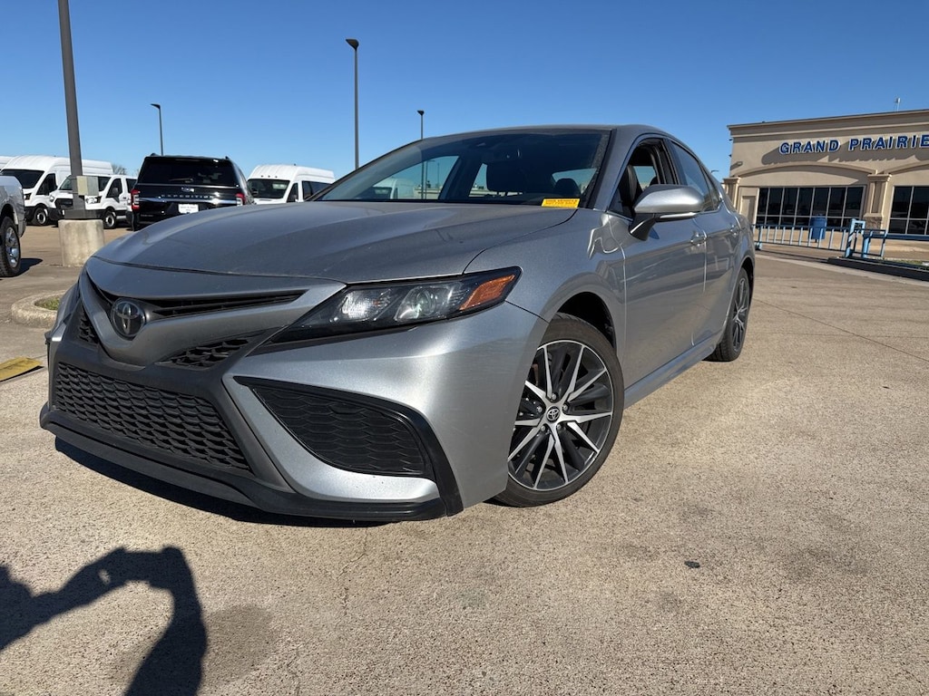 Used 2024 Toyota Camry SE Sedan