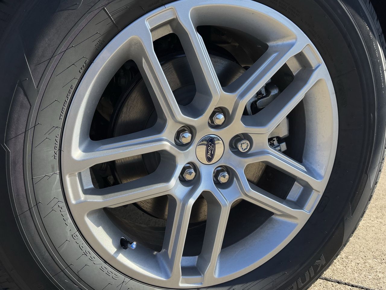 2026 Ford Explorer Active - Photo 10
