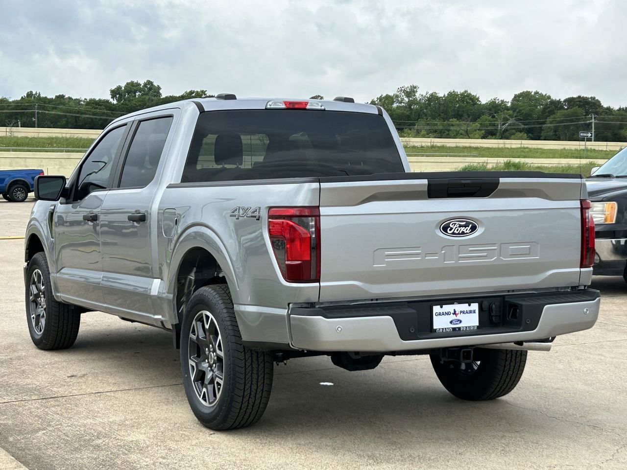 2025 Ford F-150 STX photo 3