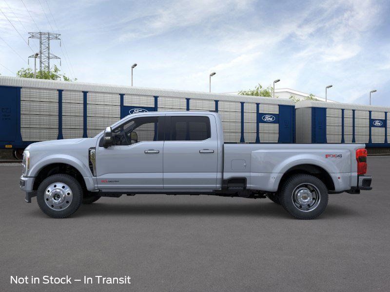 2026 Ford F-450 King Ranch photo 2