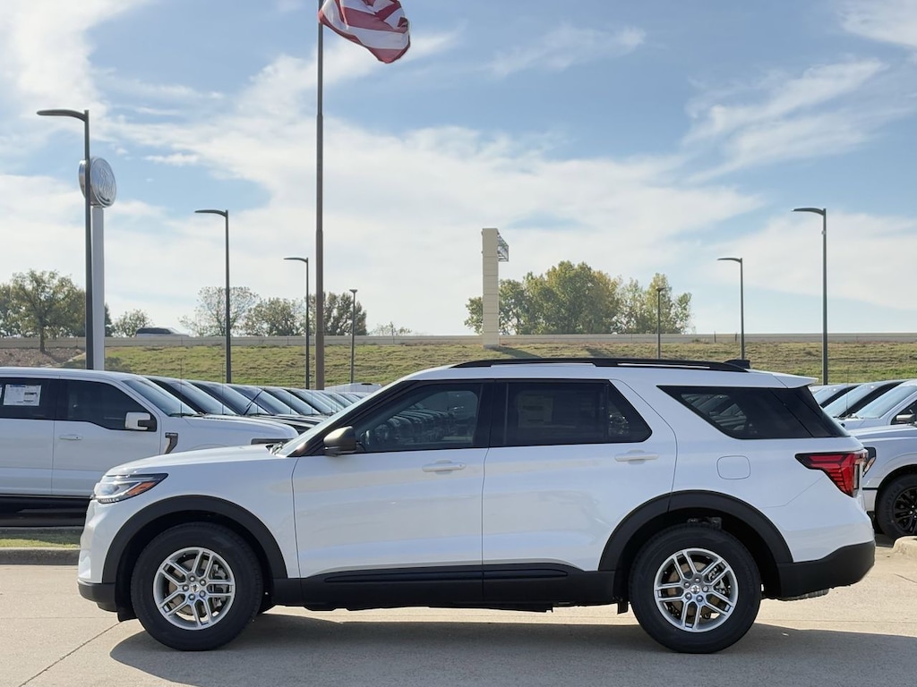 New 2026 Ford Explorer Active SUV