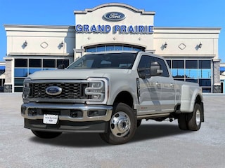 2025 Ford F-350 Lariat Truck Crew Cab