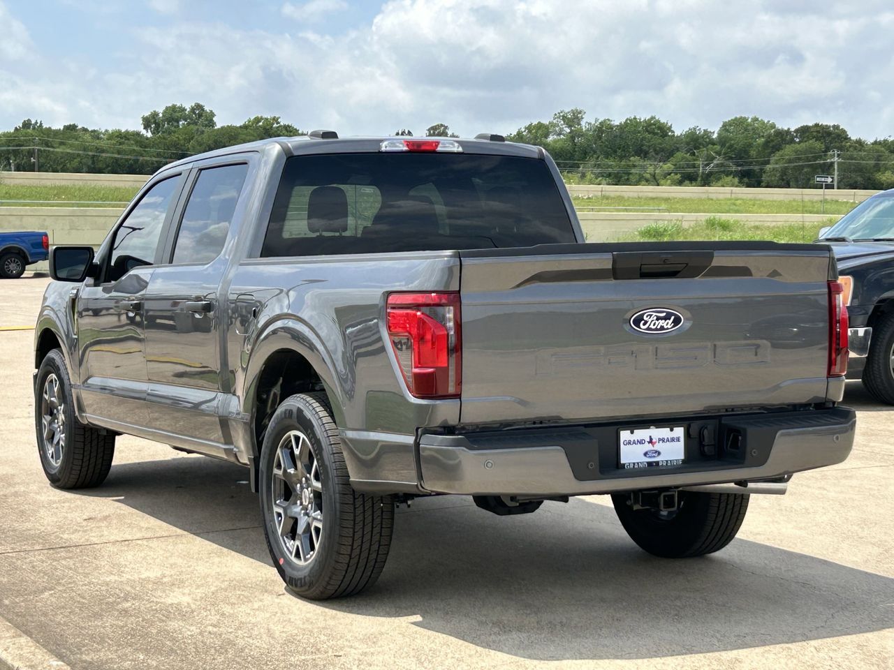 2025 Ford F-150 STX photo 3