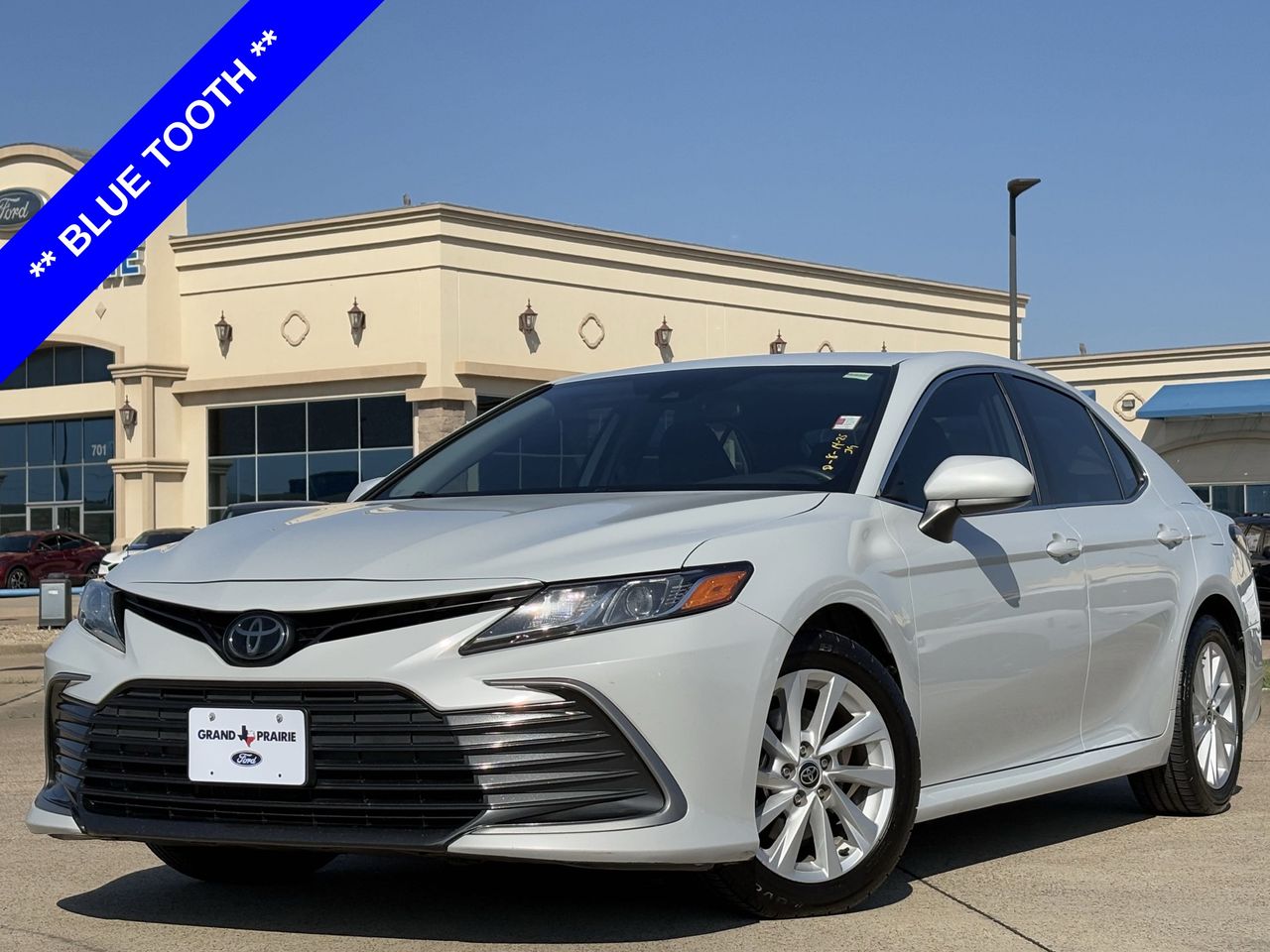 Used 2022 Toyota Camry LE with VIN 4T1C11AK9NU067658 for sale in Grand Prairie, TX