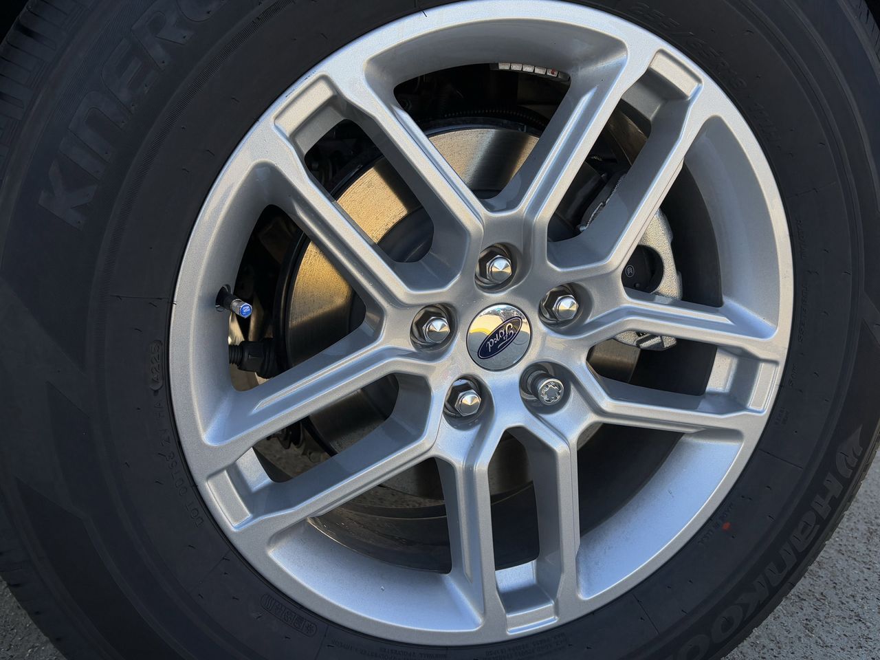 2026 Ford Explorer Active - Photo 10