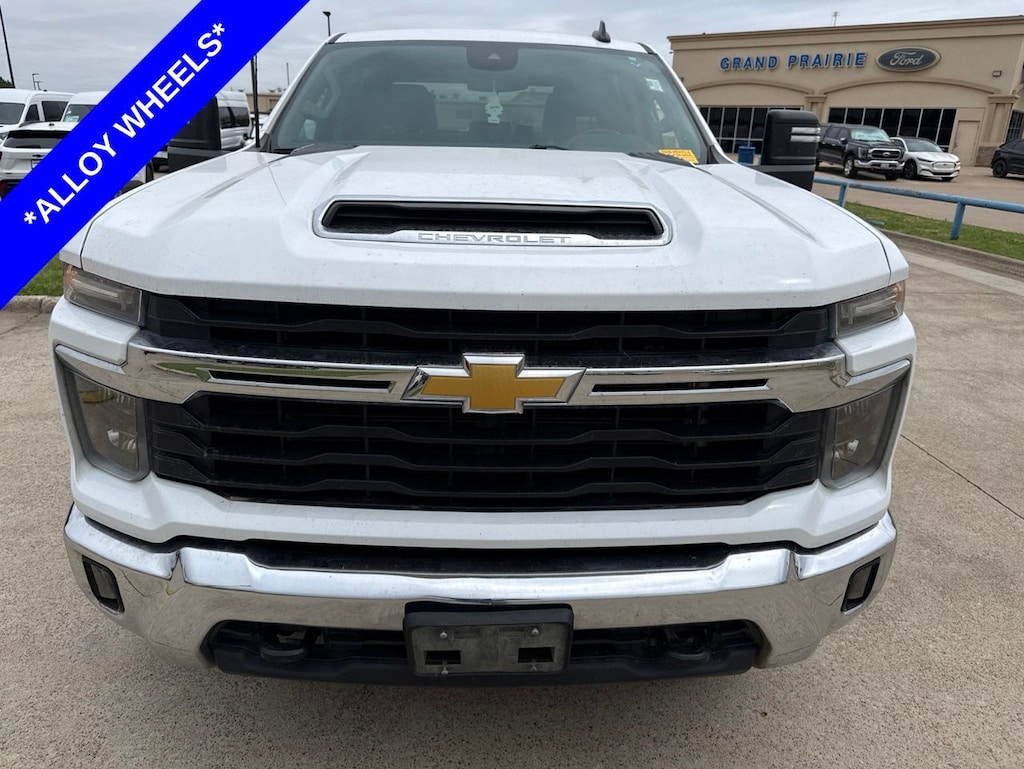 Used 2024 Chevrolet Silverado 2500 HD LT Truck Crew Cab