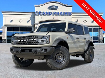 2025 Ford Bronco Badlands SUV