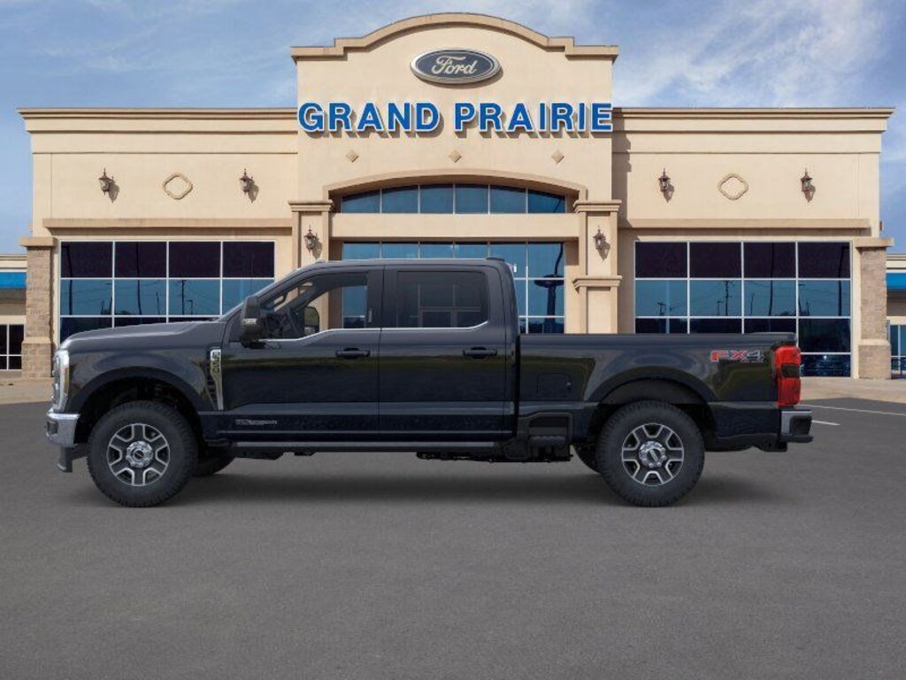 New 2025 Ford F-350 Lariat Truck Crew Cab