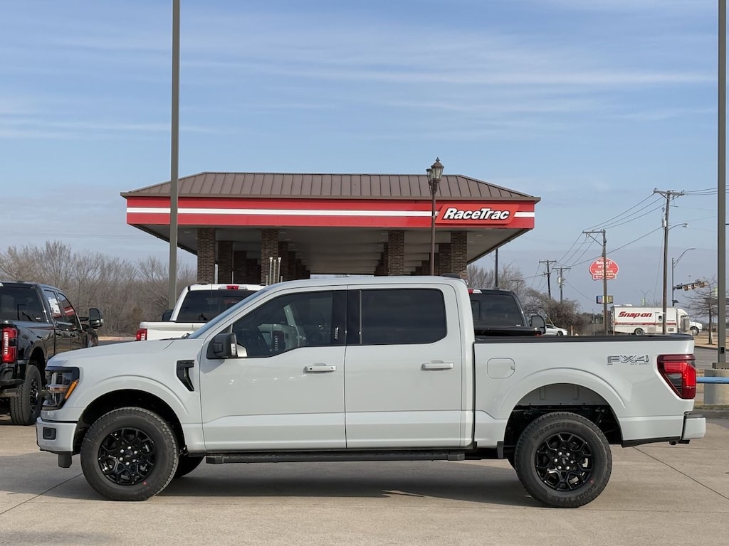 New 2026 Ford F-150 XLT Truck SuperCrew Cab