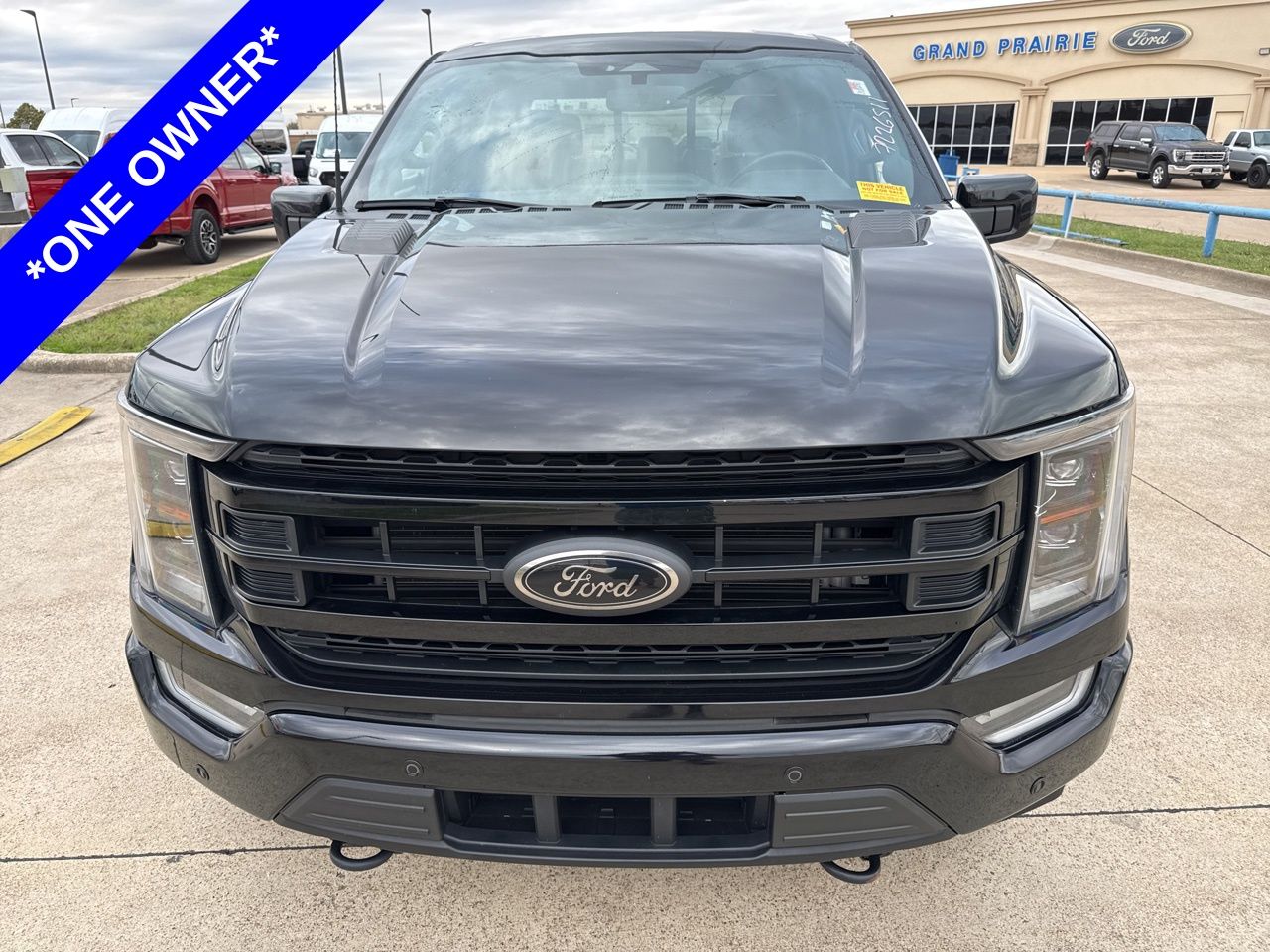 2022 Ford F-150 Lariat photo 2