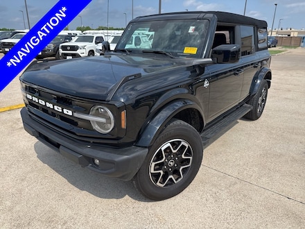 2023 Ford Bronco Outer Banks SUV