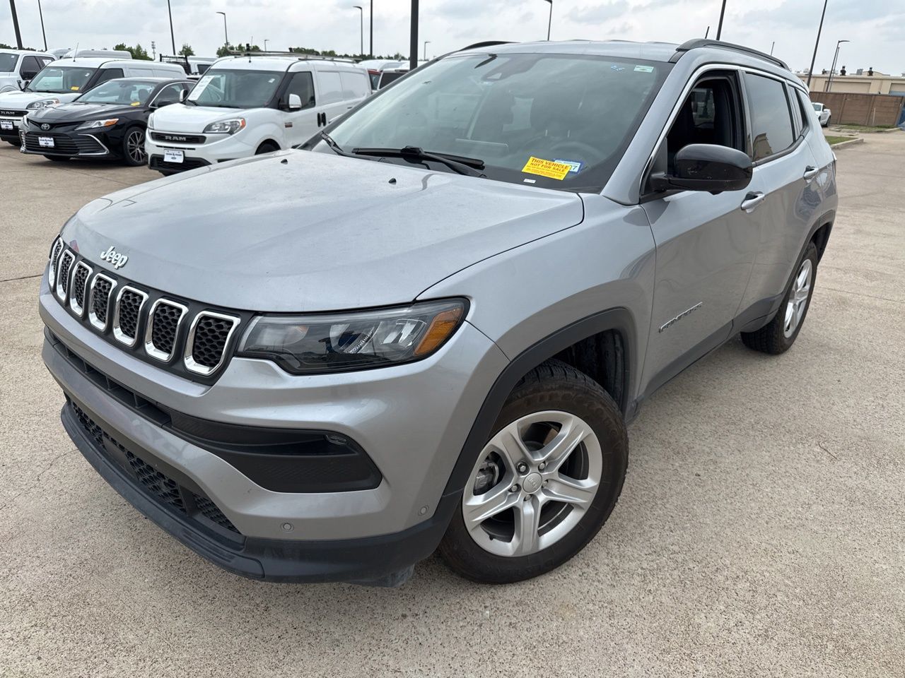 2023 Jeep Compass Latitude 4X4's photo