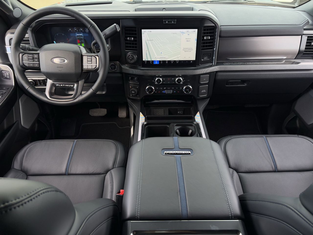 2026 Ford F-250 Super Duty Platinum - Photo 11