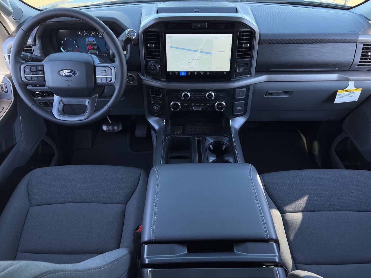 2025 Ford F-150 XLT - Photo 11