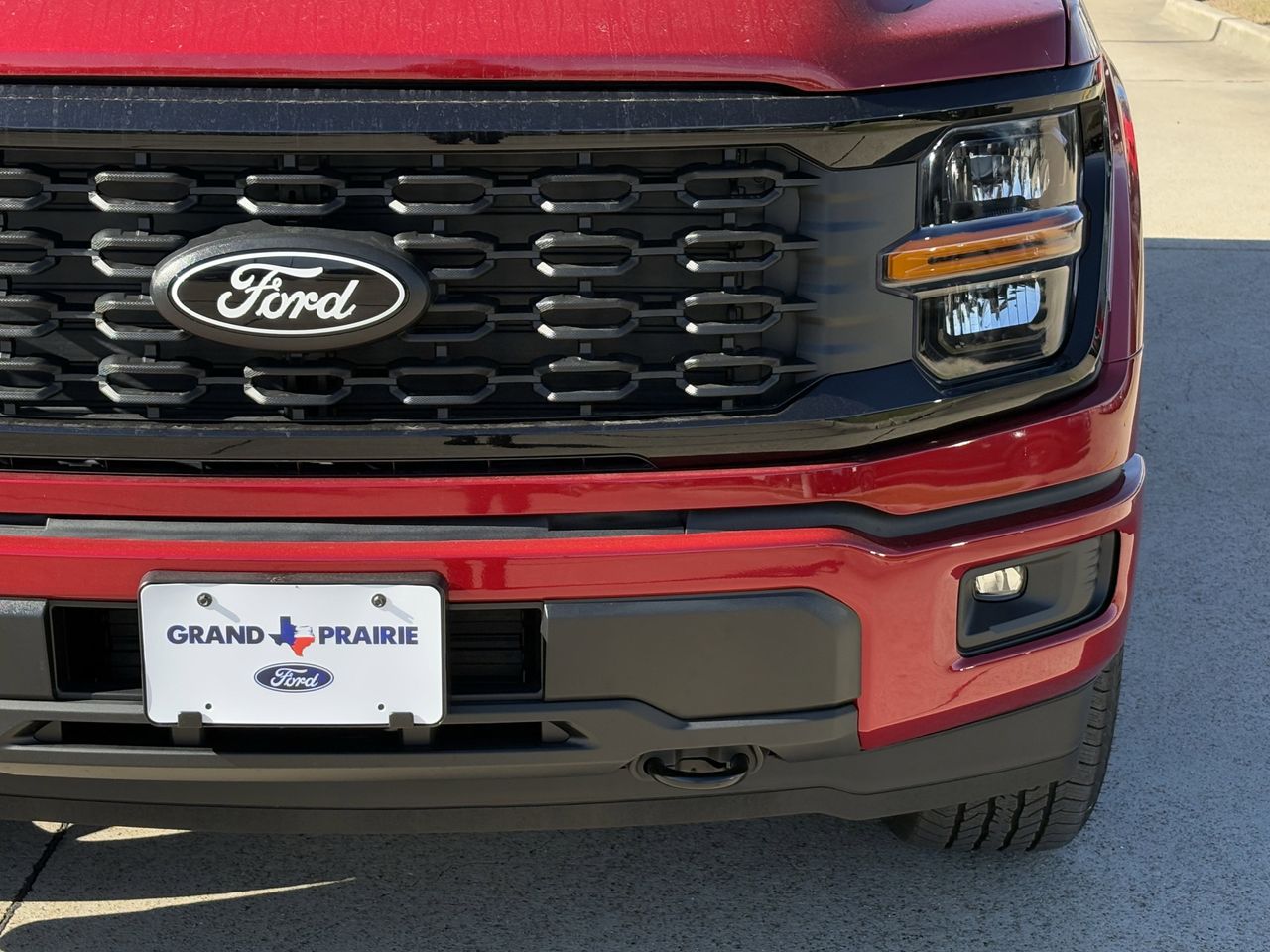 2025 Ford F-150 STX - Photo 9