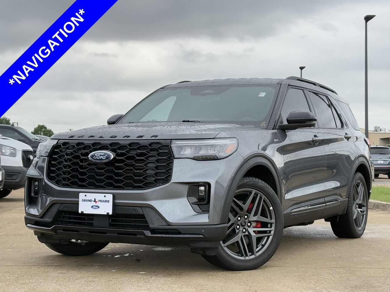 2025 Ford Explorer ST-LINE RWD (PL535)'s photo