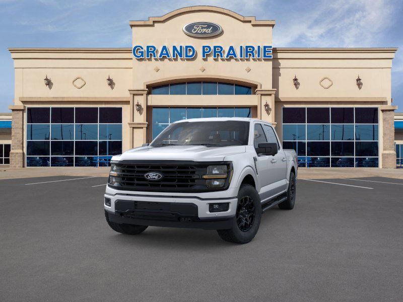 2025 Ford F-150 XLT photo 2